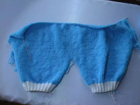 Combus за новородена плетене на една кука или спици по схеми