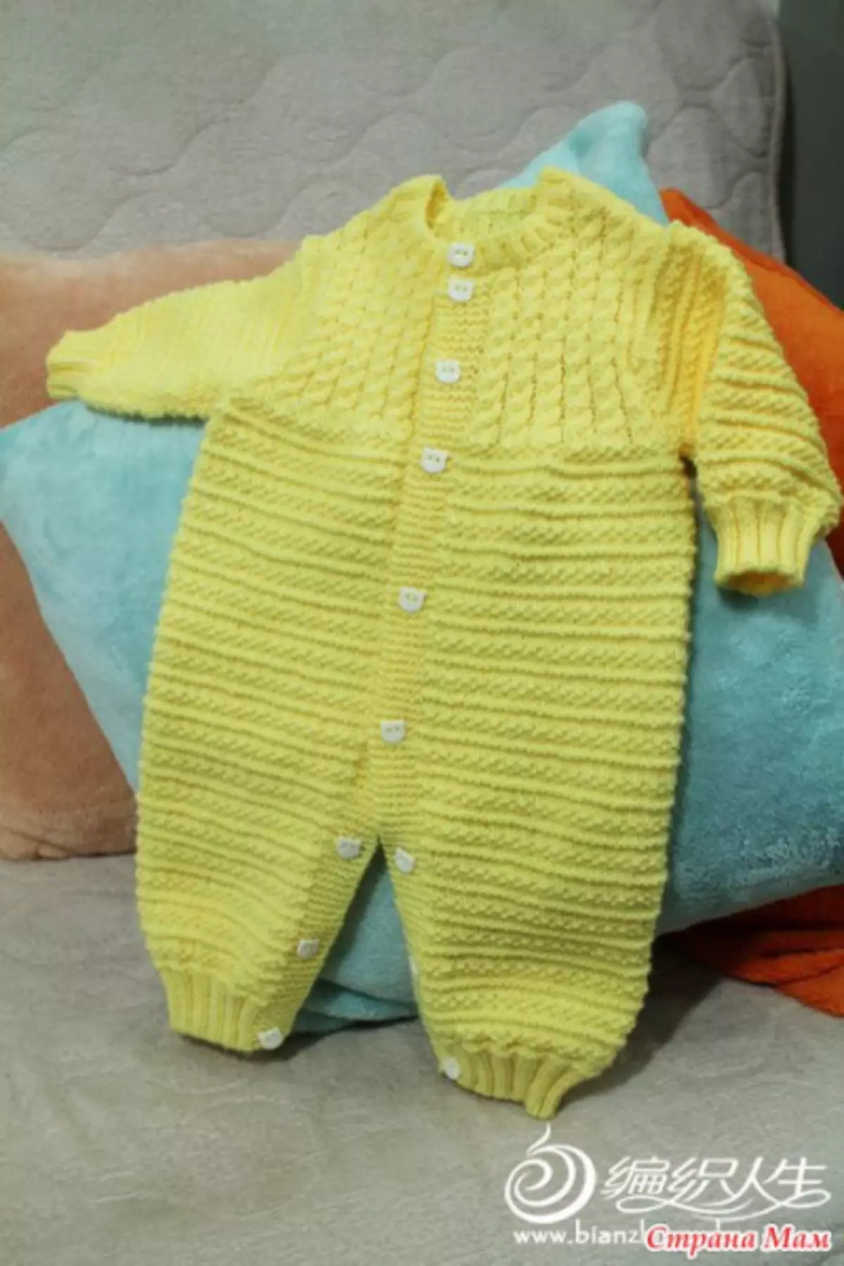 Jumpsuit strikket til nyfødte: Video hæklet lektioner