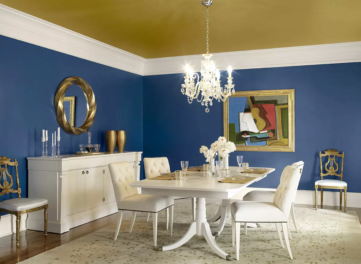 Klassisches Blau: Farbe 2020 von Pantone in der modernen Küche