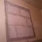 Hvorfor i gamle hus gjorde vinduet mellom badet og kjøkkenet?