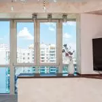 Bagaimana Anda bisa menggabungkan balkon dengan dapur?