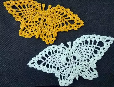 அழகான crochet கட்டப்பட்ட பட்டாம்பூச்சிகள்