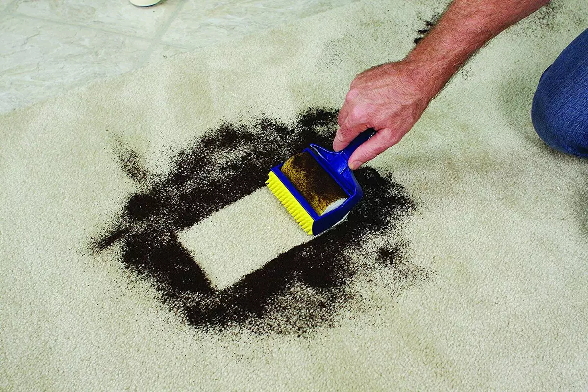 5个Lifehas用于铺设的地毯护理完全有效