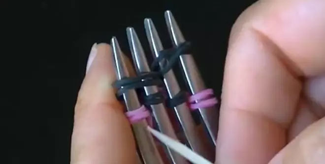 Cara nimbang gelang amba saka band elastis kanggo pamula karo foto lan video