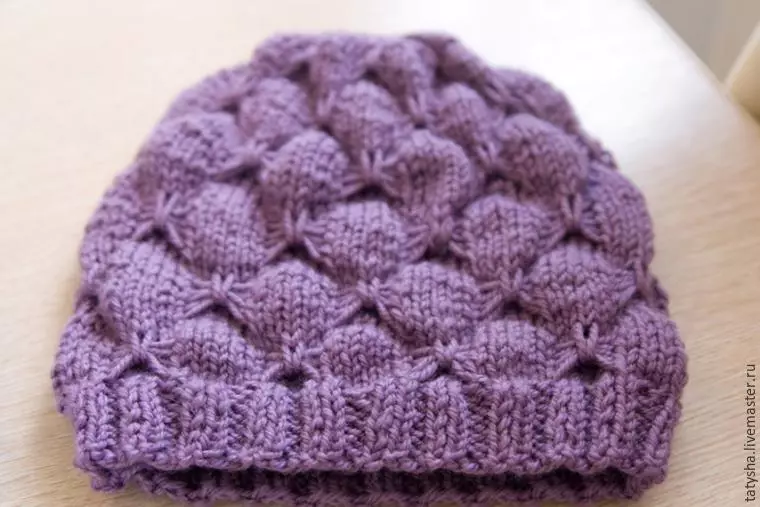 Caps, lavorazione a maglia a maglia: modelli con motivi per principianti con foto e video