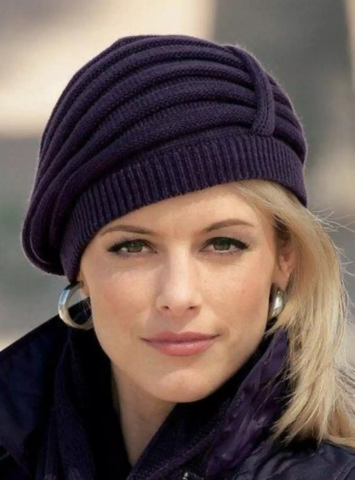 Topi Wanita dengan Knitting Caps: Bagaimana untuk mengikat topi bergaya dengan foto dan video