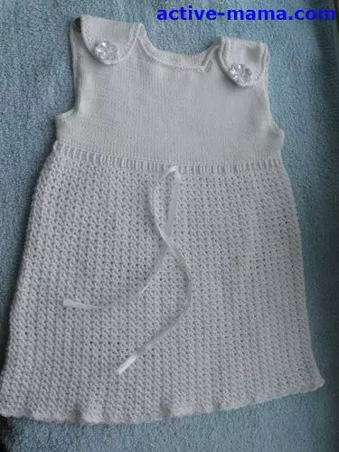 Baptistisches Kleid für Mädchen häkeln und mit Foto stricken