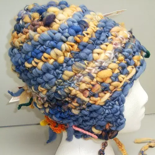 បច្ចេកទេស Knittion Freeform - មួក crochet មិនធម្មតា