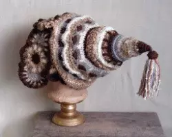 Teknik Rajut Freeform - Caps Crochet yang Tidak Biasa