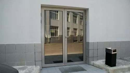 Як вибрати алюмінієві вхідні двері