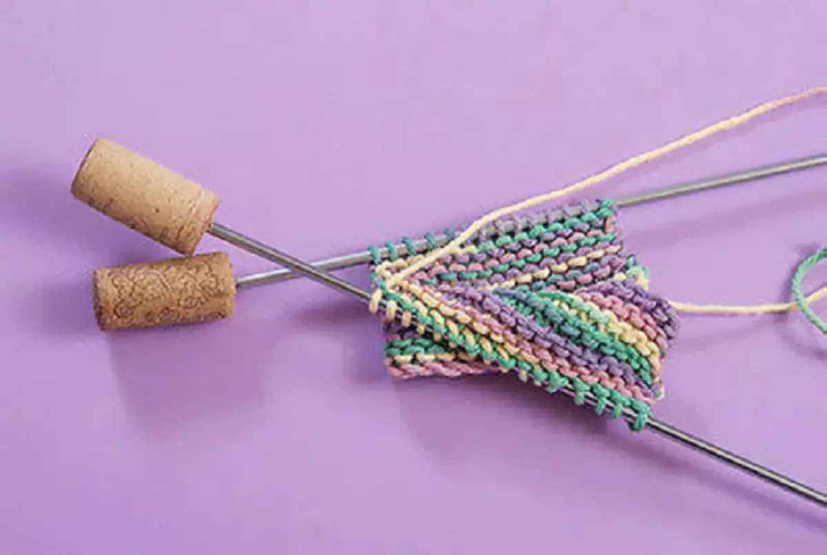 Instrumente convenabile pentru tricotat