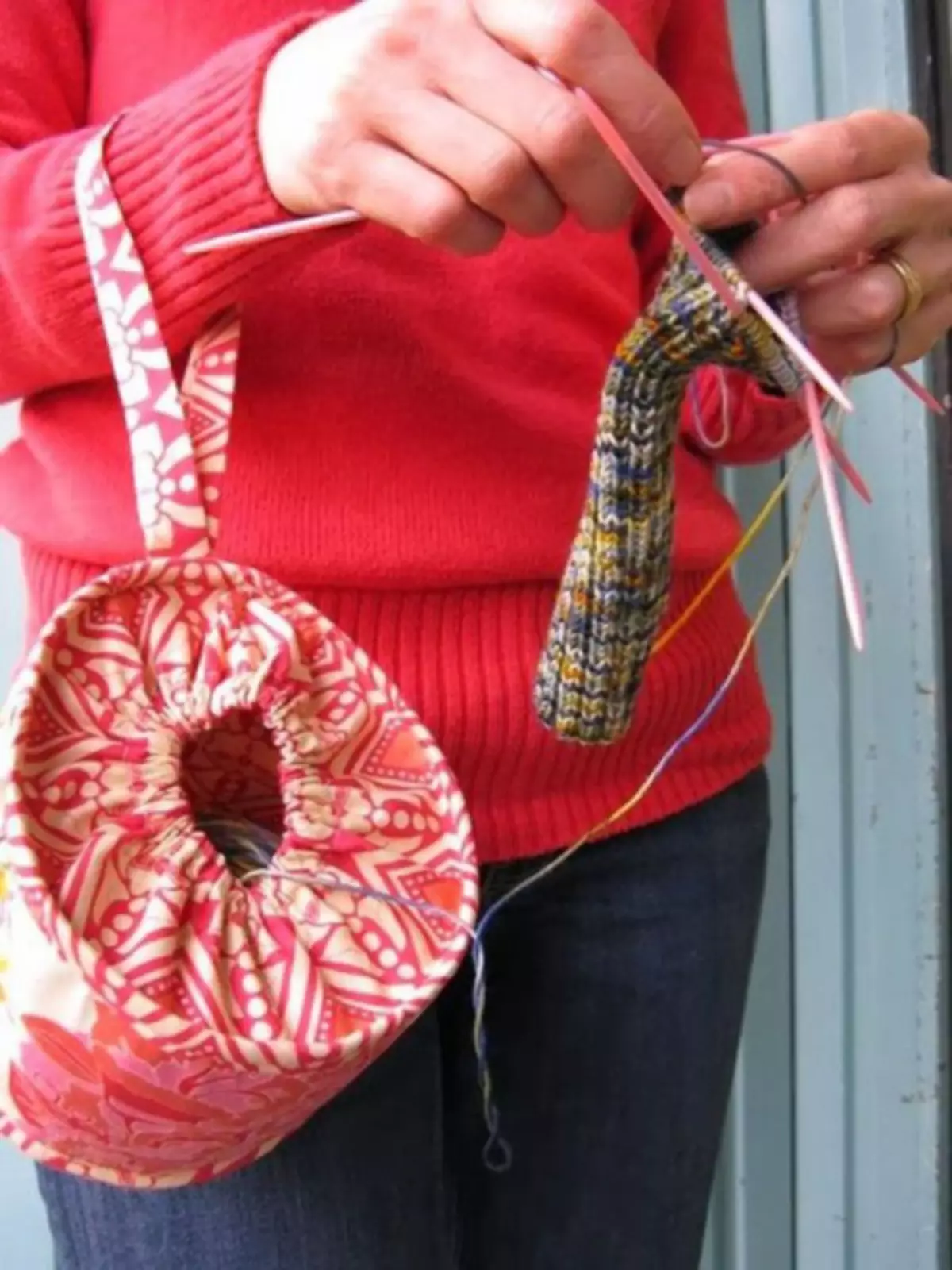 Instrumente convenabile pentru tricotat