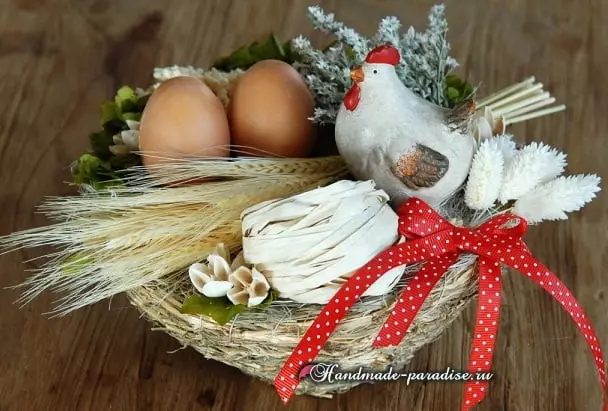 Weaving Grape Vine Baskets