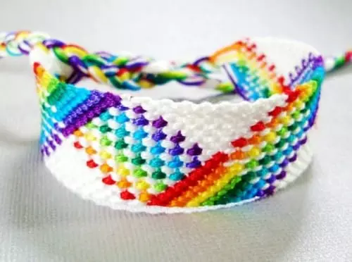 Bracelet de Moulin et de perles avec vos propres mains: schémas pour débutants