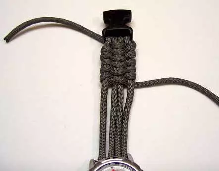 Pulseira de pulseira de fontanería Durante horas: instrución con fotos e vídeos