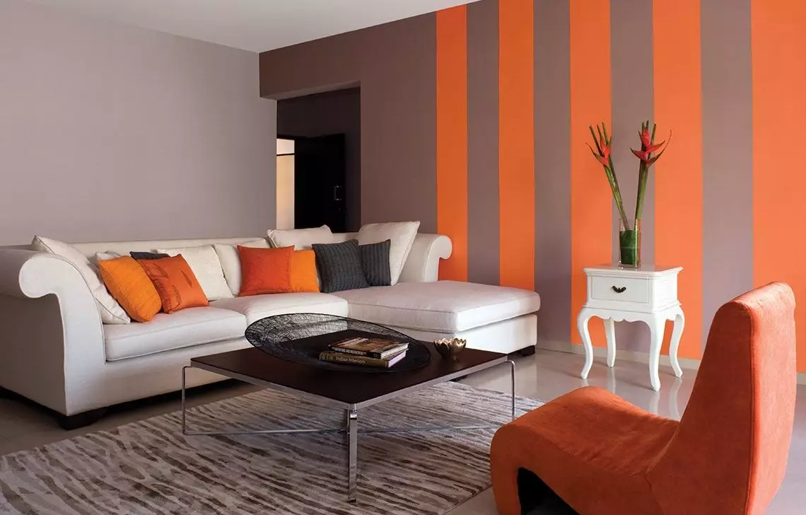 Couleur orange à l'intérieur: quoi de combiner et dans quel style utiliser?