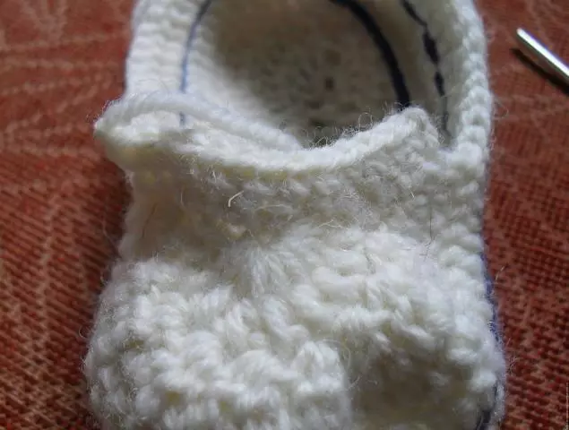 Li-crochet-sneaker: Sehlopha sa Master le tlhaloso le video