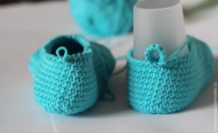Bootts-balet crochet untuk pemula dengan deskripsi dan video