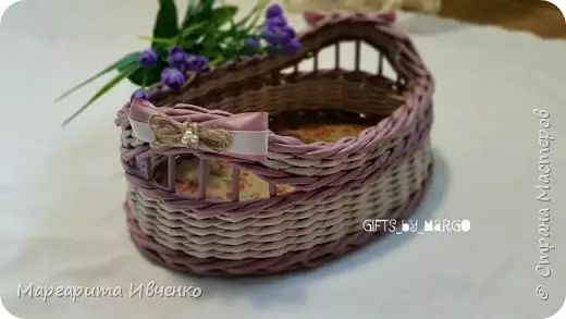 Oval basket made of newspaper tubes: master class with video