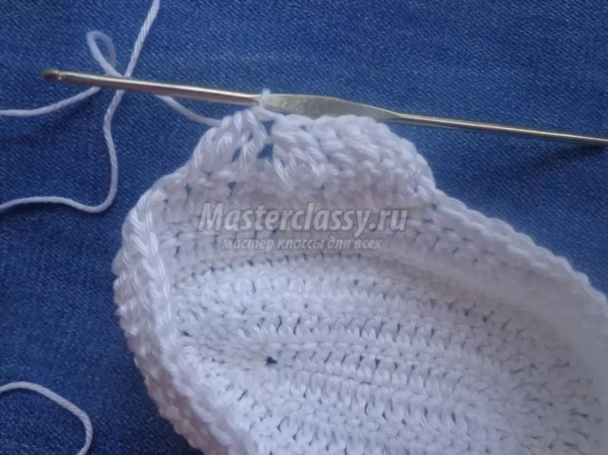 Benken Bunnies Crochet miaraka amin'ny tetika: Master Class misy sary sy video