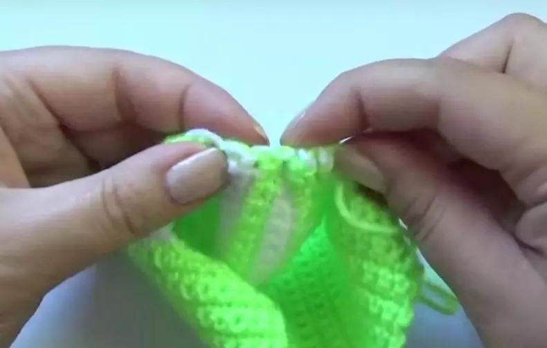 Points-Massifiers: Video lessons with a description of the work of crochet