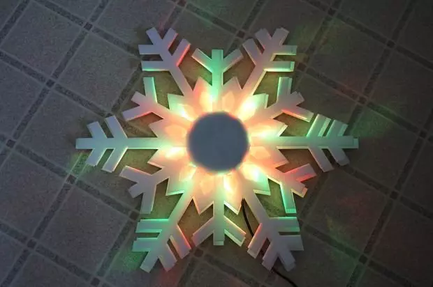 Floco de neve com luz de fundo LED faz você mesmo