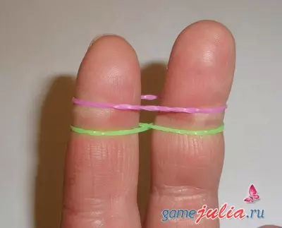 Makapal na bracelets na gawa sa gum sa tirador na may video at mga larawan