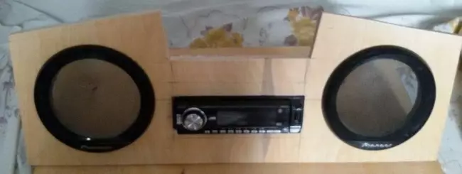 Homemade Boombox út Old Car Radio