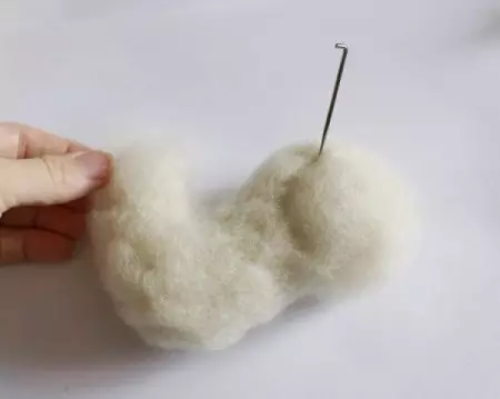 Classe de maître sur pliage de la laine jouet chat de l'auteur Larisa Ivanova