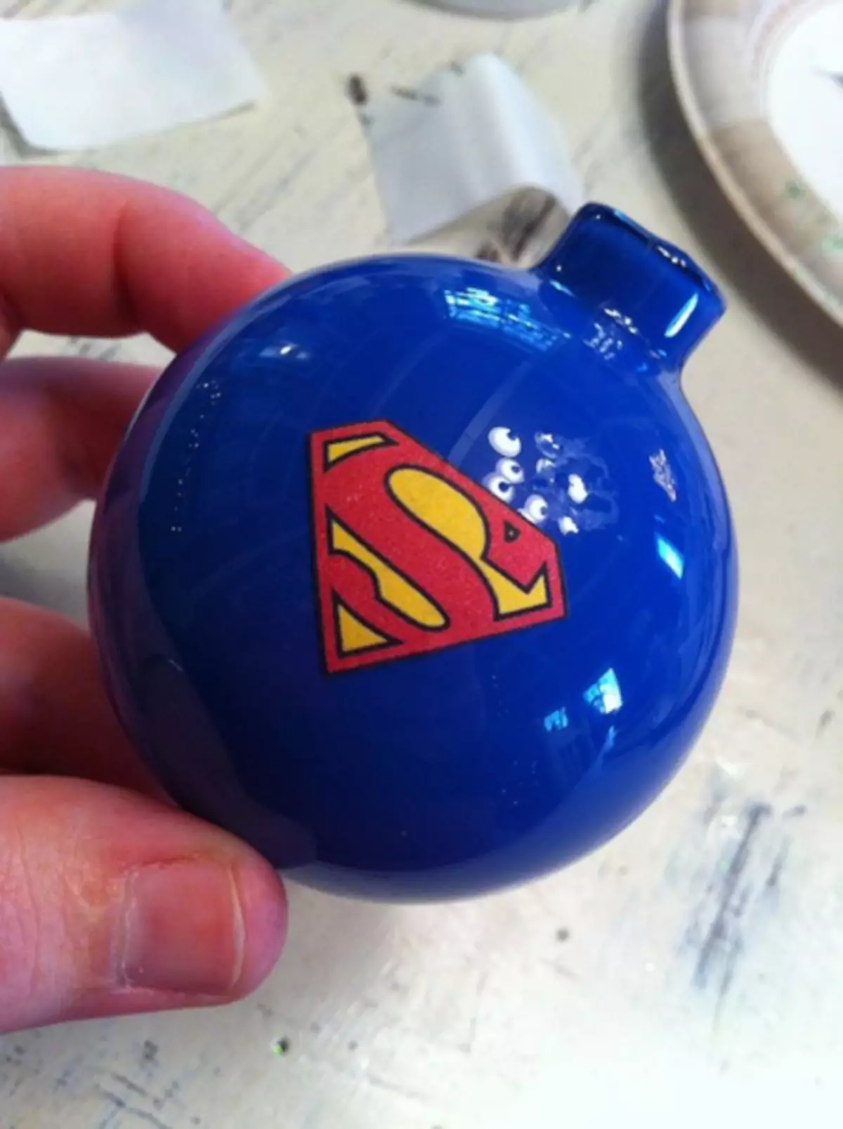 Dekor transparentních vánočních míčků to udělat sami