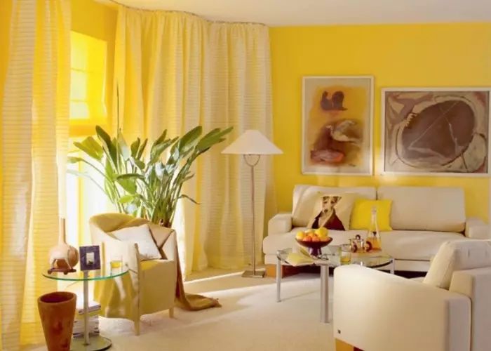 Wallpaper warna lemon di interior kamar yang berbeda