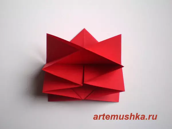 Origami əlləri olan kağızdan yüksəldi: Yeni başlayanlar üçün rus dilində sxem