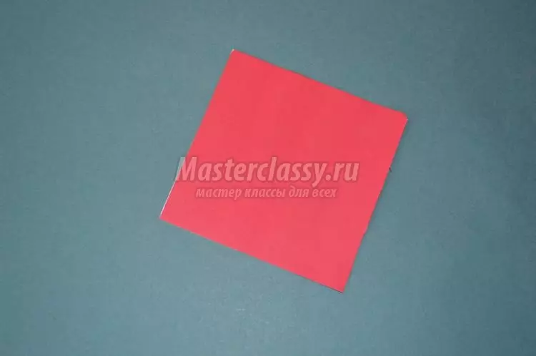 Origami se levantó del papel con las manos: esquema en ruso para principiantes.