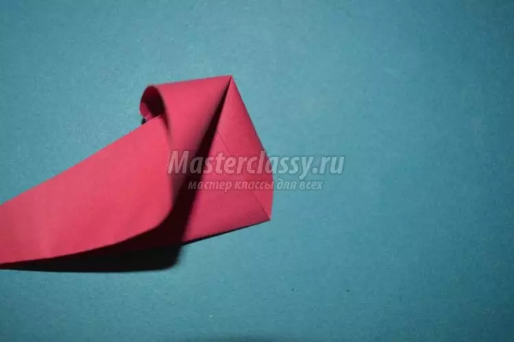 Origami het van papier met hande gestyg: Skema in Russies vir beginners