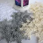 [Huis Kreatiwiteit] Gebreide Snowflakes - Air Decor vir die Nuwe Jaar