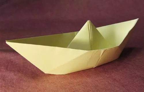 Video Origami saka kertas kanggo bocah: kembang, kodok lan prau