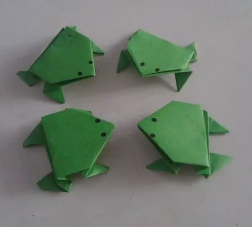 Video Origami từ giấy cho trẻ em: hoa, ếch và thuyền