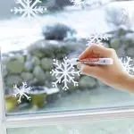 Kuidas teha uue aasta kaunistamise kõik aknas?