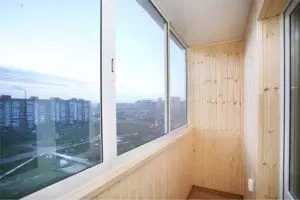 Masang Windows dina balkon sareng loggia