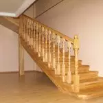 Ahşap Merdivenlerin Çeşitleri ve Avantajları [Sahne Performansı Seçenekleri]