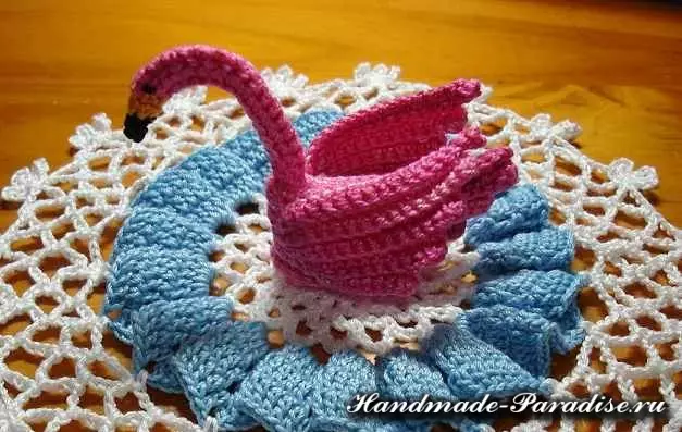 Jinsi ya kuunganisha crochet ya swan. Mipango