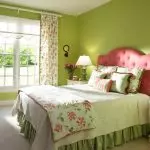 Dekoracja sypialni Prowansja: wskazówki dotyczące wyboru gamy kolorów, mebli i dekoracji