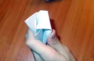 กรงเล็บ Origami จากกระดาษเช่น Wolverine: Master Class พร้อมรูปภาพและวิดีโอ