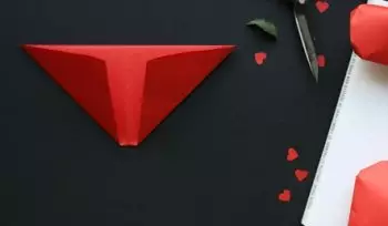 Papír szíve Origami: Hogyan készítsünk egy rendszert és videót