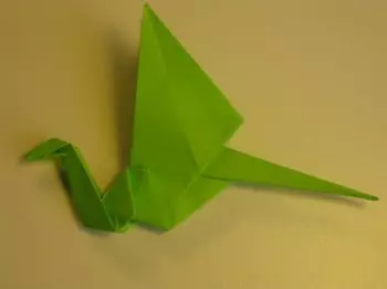 Kagyzdan bolan origami aagondarhany: shema we wideo bilen başlangyçlar nädip ýasamaly