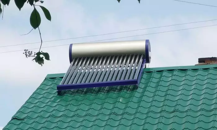 Solar water heater with his own hands