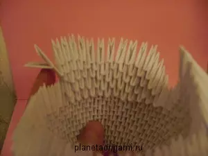 งานฝีมือจากโมดูล Origami: สัตว์ขนาดใหญ่และหงส์ที่มี MK และวิดีโอ