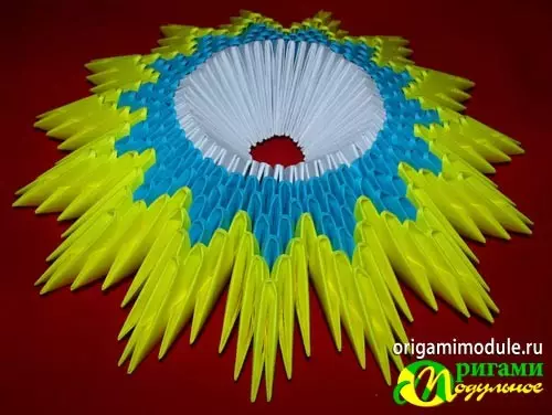 Peacock de los módulos de origami: esquema de montaje con MK y video