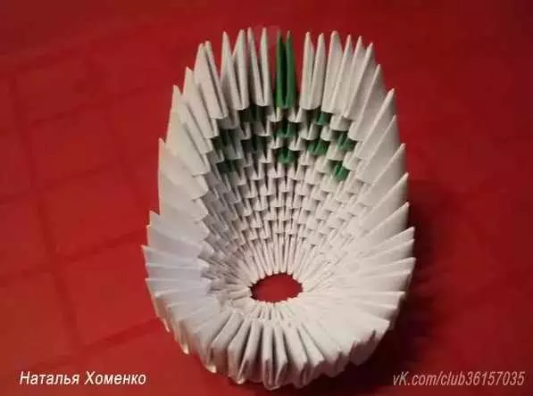 Origami modüllerinden tavuskuşu: MK ve video ile montaj şeması