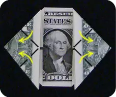 Origami din bani: cămașă cu cravată și flori cu o diagramă și video